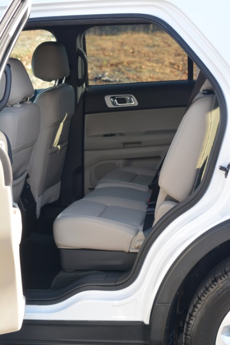 2013 Ford Explorer 4WD 4dr XLT, available for sale in Ashland, Massachusetts | New Beginning Auto Service Inc. Ashland, Massachusetts 2013 Ford Explorer 4WD 4dr XLT, available for sale in Ashland, Massachusetts | New Beginning Auto Service Inc. Ashland, Massachusetts