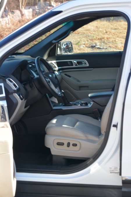 2013 Ford Explorer 4WD 4dr XLT, available for sale in Ashland, Massachusetts | New Beginning Auto Service Inc. Ashland, Massachusetts 2013 Ford Explorer 4WD 4dr XLT, available for sale in Ashland, Massachusetts | New Beginning Auto Service Inc. Ashland, Massachusetts