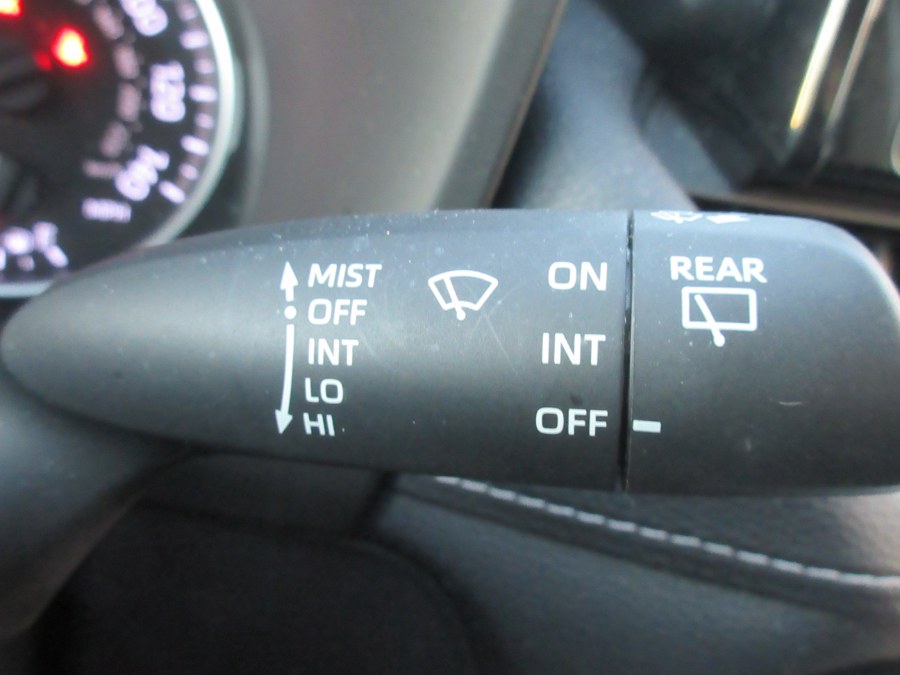 Used Toyota RAV4 LE AWD (Natl) 2019 | Route 27 Auto Mall. Linden, New Jersey Used Toyota RAV4 LE AWD (Natl) 2019 | Route 27 Auto Mall. Linden, New Jersey