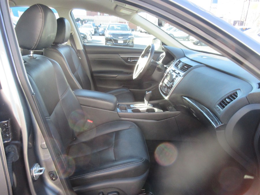 2018 Nissan Altima 2.5 SV Sedan, available for sale in Linden, New Jersey | Route 27 Auto Mall. Linden, New Jersey 2018 Nissan Altima 2.5 SV Sedan, available for sale in Linden, New Jersey | Route 27 Auto Mall. Linden, New Jersey