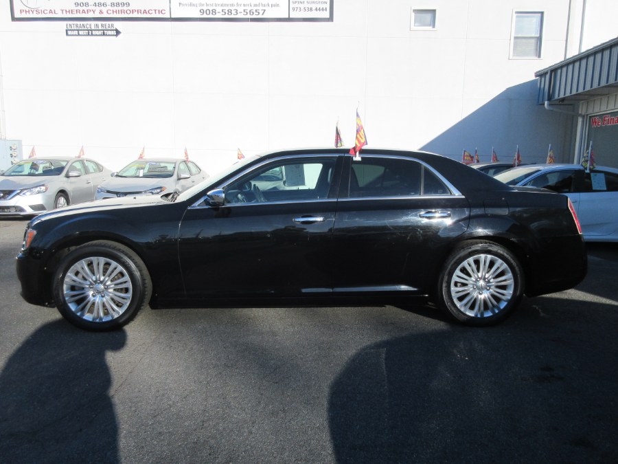 Used Chrysler 300 4dr Sdn V6 Limited AWD 2012 | Route 27 Auto Mall. Linden, New Jersey Used Chrysler 300 4dr Sdn V6 Limited AWD 2012 | Route 27 Auto Mall. Linden, New Jersey