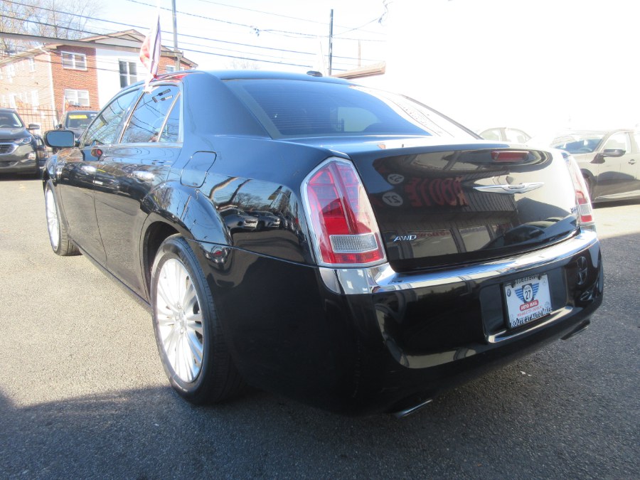 Used Chrysler 300 4dr Sdn V6 Limited AWD 2012 | Route 27 Auto Mall. Linden, New Jersey Used Chrysler 300 4dr Sdn V6 Limited AWD 2012 | Route 27 Auto Mall. Linden, New Jersey