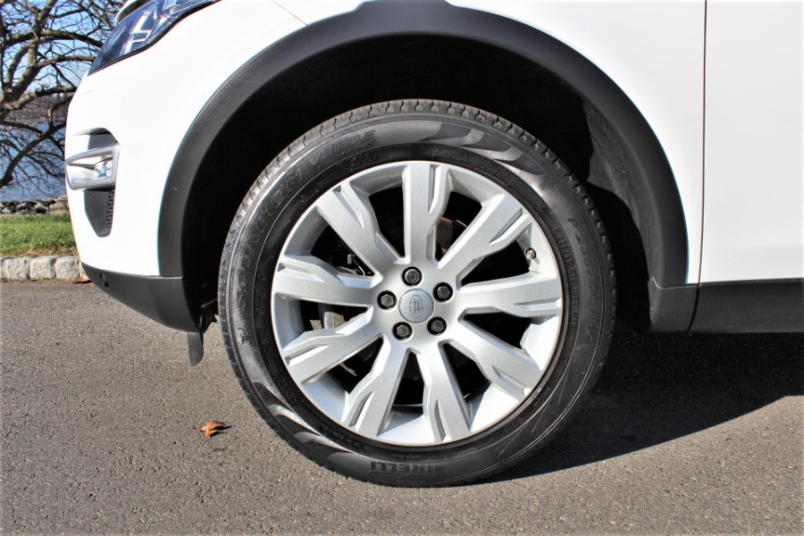 2016 Land Rover Discovery Sport AWD 4dr HSE LUX, available for sale in Great Neck, New York | Great Neck Car Buyers & Sellers. Great Neck, New York 2016 Land Rover Discovery Sport AWD 4dr HSE LUX, available for sale in Great Neck, New York | Great Neck Car Buyers & Sellers. Great Neck, New York