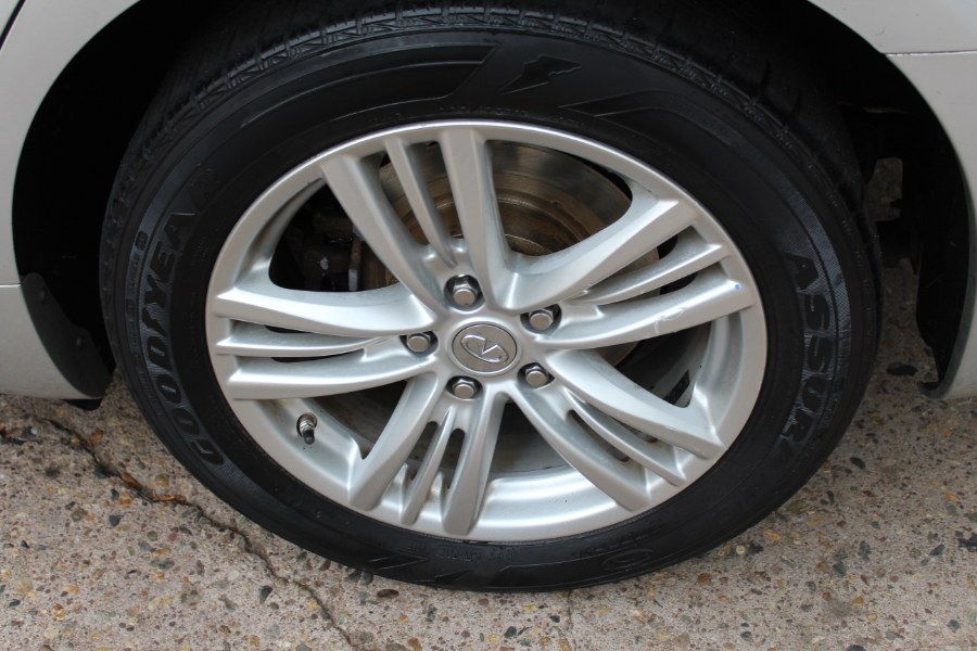 2011 Infiniti G37 Sedan 4dr x AWD, available for sale in Manchester, Connecticut | Carsonmain LLC. Manchester, Connecticut 2011 Infiniti G37 Sedan 4dr x AWD, available for sale in Manchester, Connecticut | Carsonmain LLC. Manchester, Connecticut