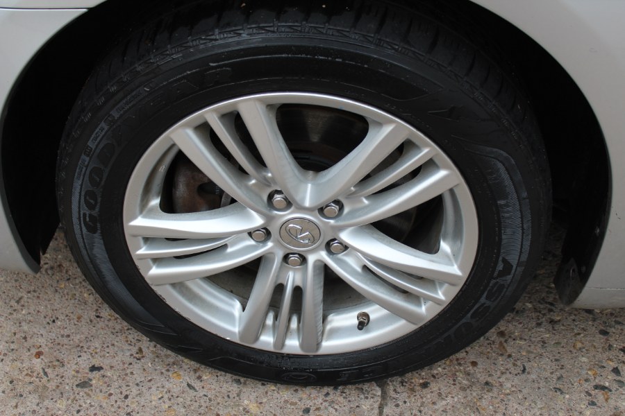 2011 Infiniti G37 Sedan 4dr x AWD, available for sale in Manchester, Connecticut | Carsonmain LLC. Manchester, Connecticut 2011 Infiniti G37 Sedan 4dr x AWD, available for sale in Manchester, Connecticut | Carsonmain LLC. Manchester, Connecticut
