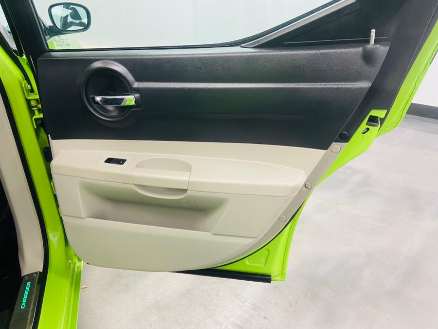 2007 Dodge Charger 4dr Sdn 5-Spd Auto R/T RWD, available for sale in Linden, New Jersey | East Coast Auto Group. Linden, New Jersey 2007 Dodge Charger 4dr Sdn 5-Spd Auto R/T RWD, available for sale in Linden, New Jersey | East Coast Auto Group. Linden, New Jersey