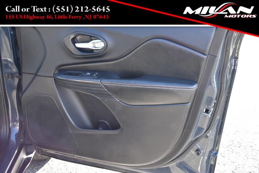 2016 Jeep Cherokee 4WD 4dr Latitude, available for sale in Little Ferry , New Jersey | Milan Motors. Little Ferry , New Jersey 2016 Jeep Cherokee 4WD 4dr Latitude, available for sale in Little Ferry , New Jersey | Milan Motors. Little Ferry , New Jersey