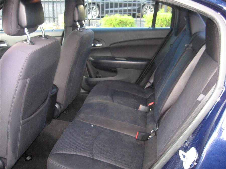 2014 Chrysler 200 LX 4dr Sedan, available for sale in Massapequa, New York | Rite Choice Auto Inc.. Massapequa, New York 2014 Chrysler 200 LX 4dr Sedan, available for sale in Massapequa, New York | Rite Choice Auto Inc.. Massapequa, New York