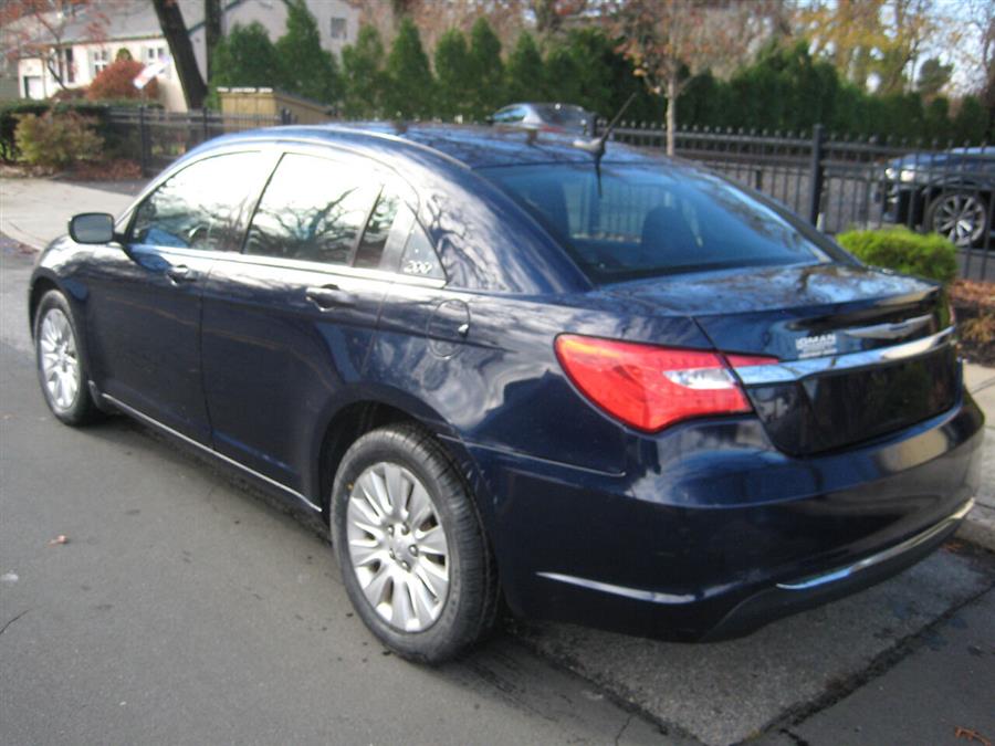 2014 Chrysler 200 LX 4dr Sedan, available for sale in Massapequa, New York | Rite Choice Auto Inc.. Massapequa, New York 2014 Chrysler 200 LX 4dr Sedan, available for sale in Massapequa, New York | Rite Choice Auto Inc.. Massapequa, New York