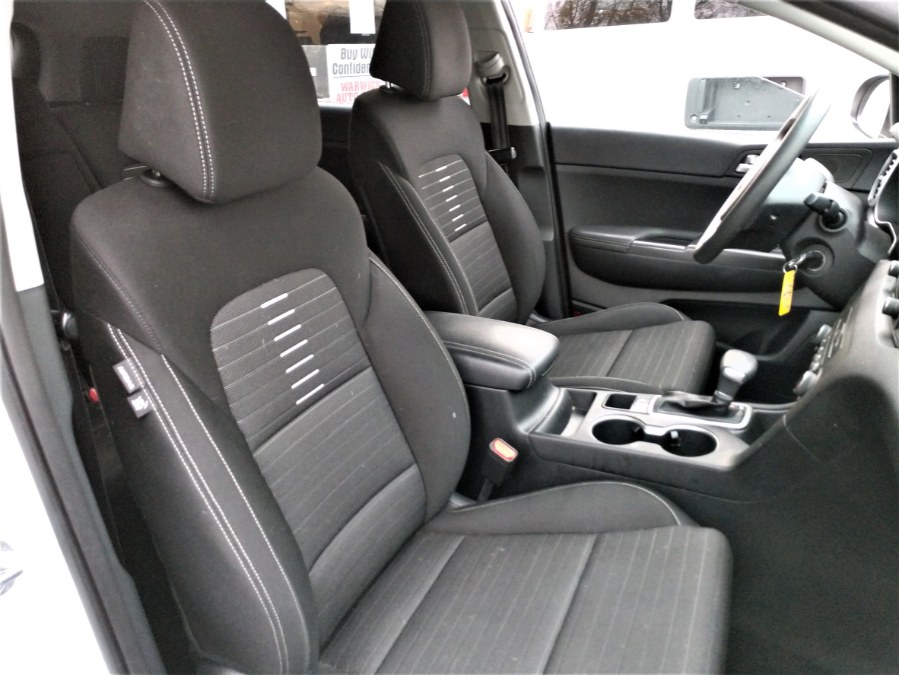 2018 Kia Sportage LX FWD, available for sale in COPIAGUE, New York | Warwick Auto Sales Inc. COPIAGUE, New York 2018 Kia Sportage LX FWD, available for sale in COPIAGUE, New York | Warwick Auto Sales Inc. COPIAGUE, New York