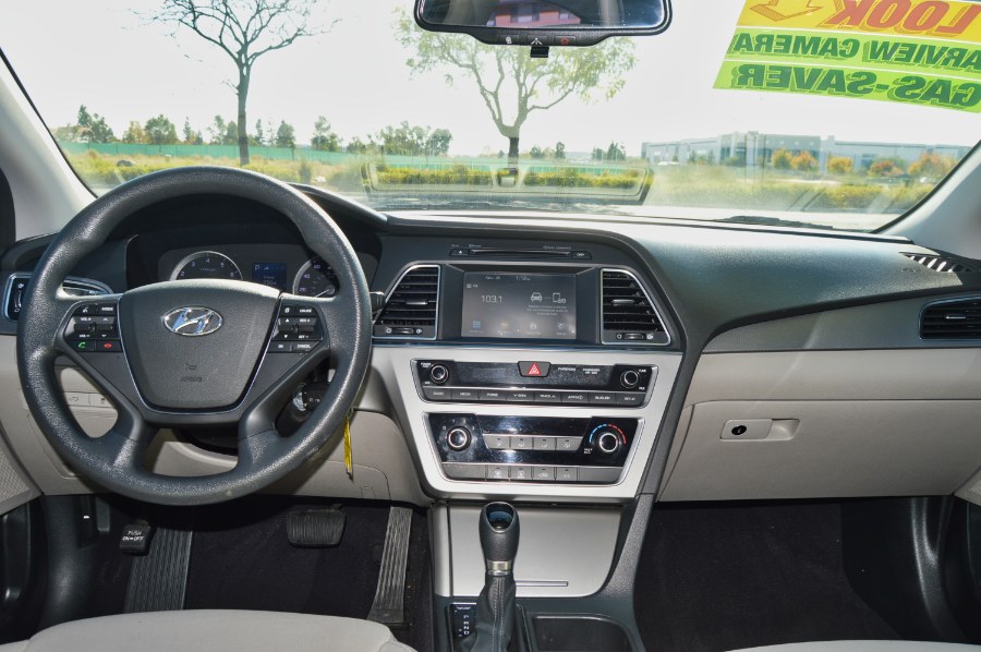 2016 Hyundai Sonata 4dr Sdn 2.4L SE, available for sale in Moreno Valley, California | Fusion Motors Inc. Moreno Valley, California 2016 Hyundai Sonata 4dr Sdn 2.4L SE, available for sale in Moreno Valley, California | Fusion Motors Inc. Moreno Valley, California