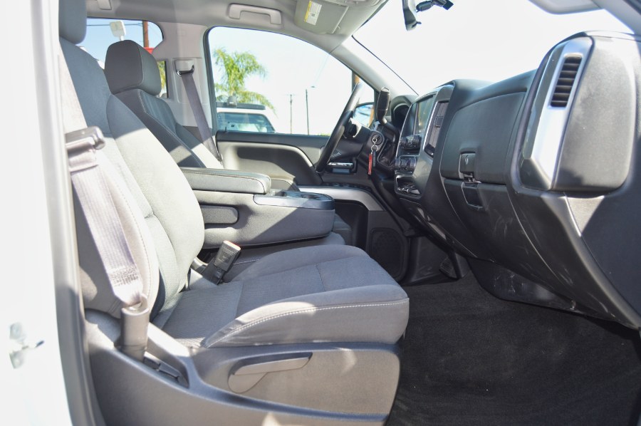2017 Chevrolet Silverado 1500 2WD Crew Cab 143.5" LT w/1LT, available for sale in Moreno Valley, California | Fusion Motors Inc. Moreno Valley, California 2017 Chevrolet Silverado 1500 2WD Crew Cab 143.5" LT w/1LT, available for sale in Moreno Valley, California | Fusion Motors Inc. Moreno Valley, California