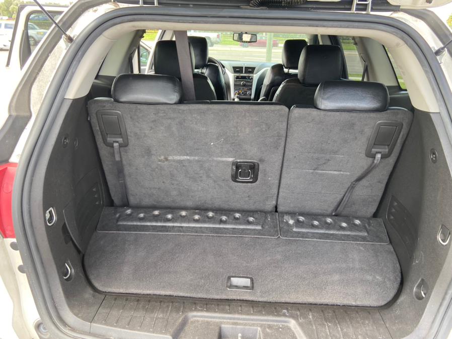 Used Chevrolet Traverse FWD 4dr LT w/1LT 2011 | 2 Car Pros. Orlando, Florida Used Chevrolet Traverse FWD 4dr LT w/1LT 2011 | 2 Car Pros. Orlando, Florida