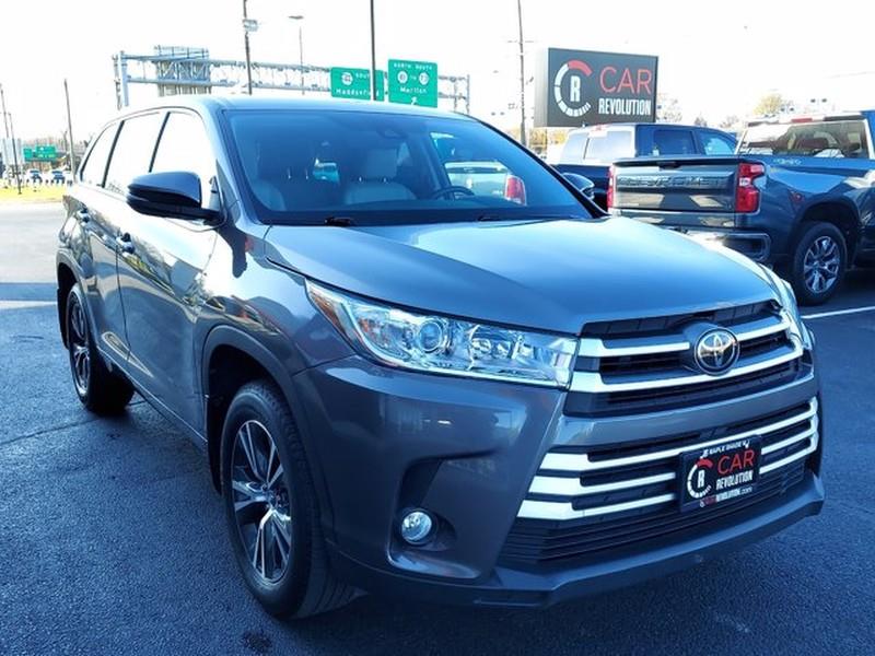Used Toyota Highlander LE Plus 2017 | Car Revolution. Maple Shade, New Jersey Used Toyota Highlander LE Plus 2017 | Car Revolution. Maple Shade, New Jersey