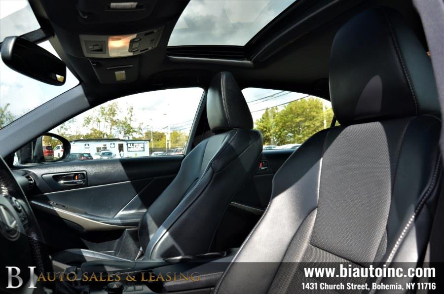 Used Lexus IS 350 4dr Sdn AWD 2016 | B I Auto Sales. Bohemia, New York Used Lexus IS 350 4dr Sdn AWD 2016 | B I Auto Sales. Bohemia, New York
