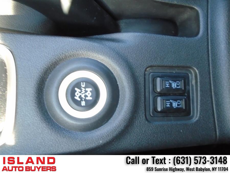 Used Mitsubishi Outlander GT AWD 4dr SUV 2014 | Island Auto Buyers. West Babylon, New York Used Mitsubishi Outlander GT AWD 4dr SUV 2014 | Island Auto Buyers. West Babylon, New York