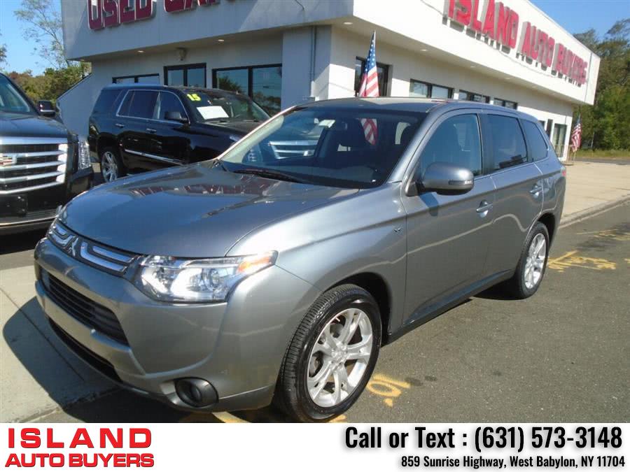 Used Mitsubishi Outlander GT AWD 4dr SUV 2014 | Island Auto Buyers. West Babylon, New York Used Mitsubishi Outlander GT AWD 4dr SUV 2014 | Island Auto Buyers. West Babylon, New York