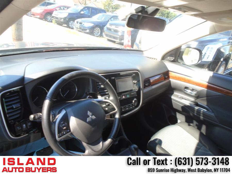 Used Mitsubishi Outlander GT AWD 4dr SUV 2014 | Island Auto Buyers. West Babylon, New York Used Mitsubishi Outlander GT AWD 4dr SUV 2014 | Island Auto Buyers. West Babylon, New York