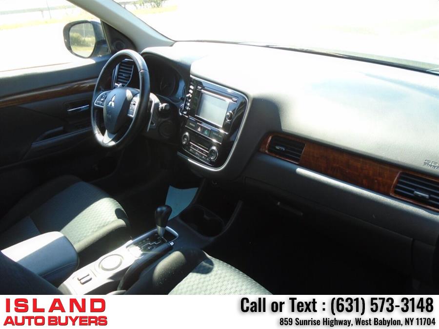 Used Mitsubishi Outlander GT AWD 4dr SUV 2014 | Island Auto Buyers. West Babylon, New York Used Mitsubishi Outlander GT AWD 4dr SUV 2014 | Island Auto Buyers. West Babylon, New York