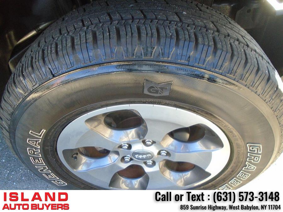 Used Jeep Wrangler Unlimited Sport 4x4 4dr SUV 2013 | Island Auto Buyers. West Babylon, New York Used Jeep Wrangler Unlimited Sport 4x4 4dr SUV 2013 | Island Auto Buyers. West Babylon, New York