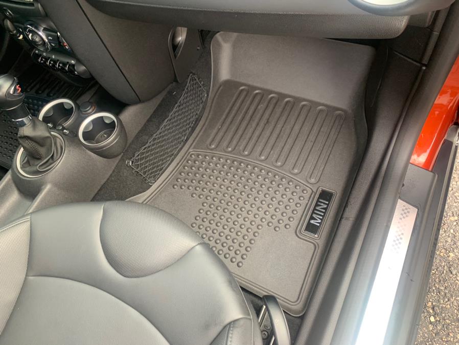 2011 MINI Cooper Hardtop 2dr Cpe S, available for sale in South Windsor, Connecticut | Mike And Tony Auto Sales, Inc. South Windsor, Connecticut 2011 MINI Cooper Hardtop 2dr Cpe S, available for sale in South Windsor, Connecticut | Mike And Tony Auto Sales, Inc. South Windsor, Connecticut