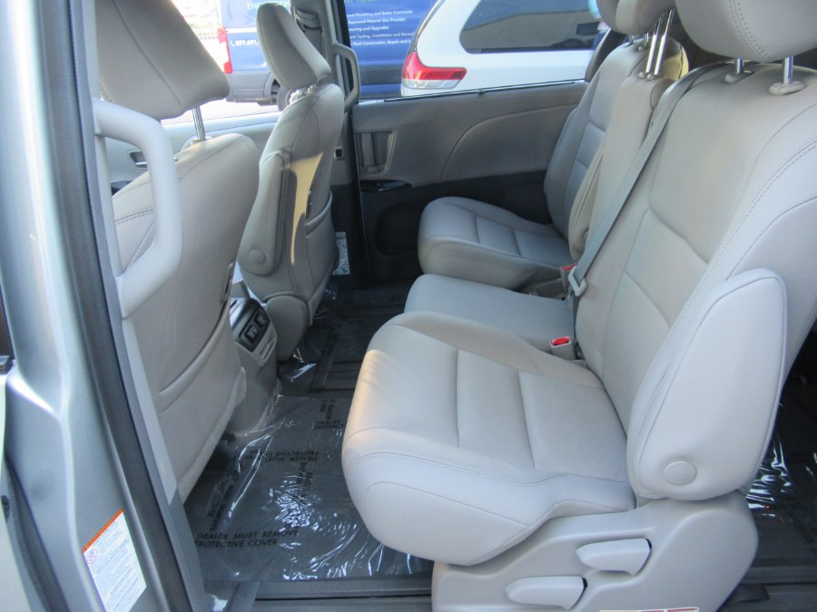 Used Toyota Sienna XLE FWD 8-Passenger (Natl) 2019 | Pepmore Auto Sales Inc.. Woodside, New York Used Toyota Sienna XLE FWD 8-Passenger (Natl) 2019 | Pepmore Auto Sales Inc.. Woodside, New York