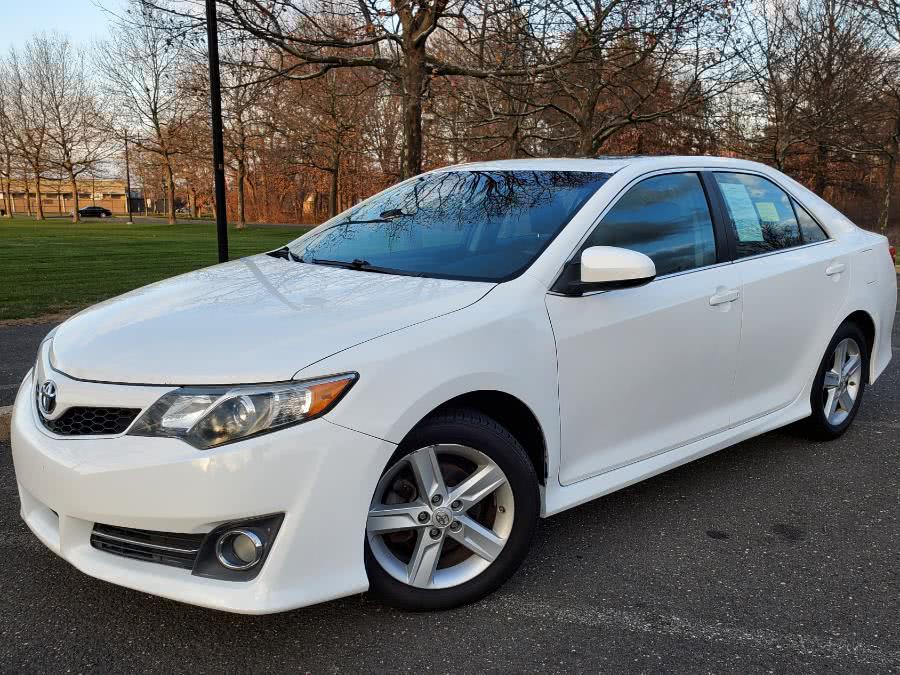 2013 Toyota Camry 4dr Sdn I4 Auto SE (Natl), available for sale in Springfield, Massachusetts | Fast Lane Auto Sales & Service, Inc. . Springfield, Massachusetts