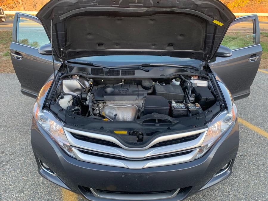 Used Toyota Venza 4dr Wgn I4 AWD XLE (Natl) 2015 | Danny's Auto Sales. Methuen, Massachusetts Used Toyota Venza 4dr Wgn I4 AWD XLE (Natl) 2015 | Danny's Auto Sales. Methuen, Massachusetts