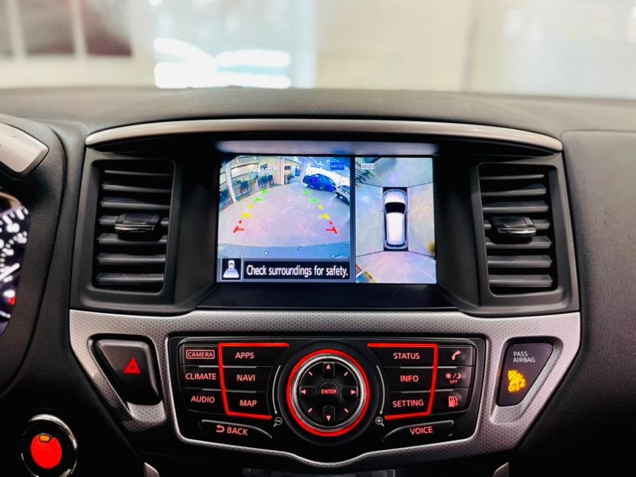 Used Nissan Pathfinder 4x4 SL 2018 | Luxury Motor Club. Franklin Square, New York Used Nissan Pathfinder 4x4 SL 2018 | Luxury Motor Club. Franklin Square, New York