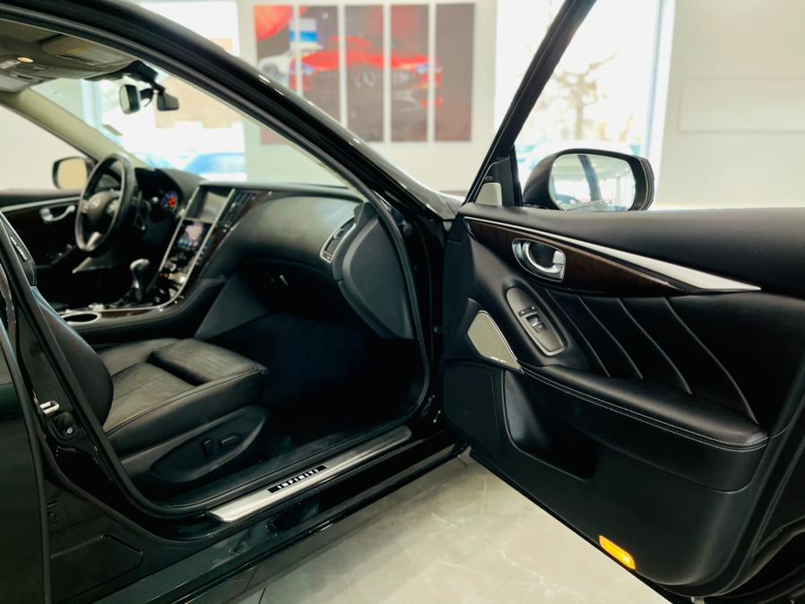 Used INFINITI Q50 Red Sport 400 AWD 2017 | Luxury Motor Club. Franklin Square, New York Used INFINITI Q50 Red Sport 400 AWD 2017 | Luxury Motor Club. Franklin Square, New York
