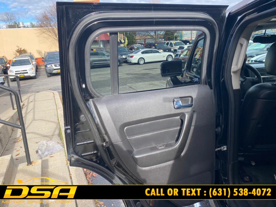 2007 HUMMER H3 4WD 4dr SUV, available for sale in Commack, New York | DSA Motor Sports Corp. Commack, New York 2007 HUMMER H3 4WD 4dr SUV, available for sale in Commack, New York | DSA Motor Sports Corp. Commack, New York