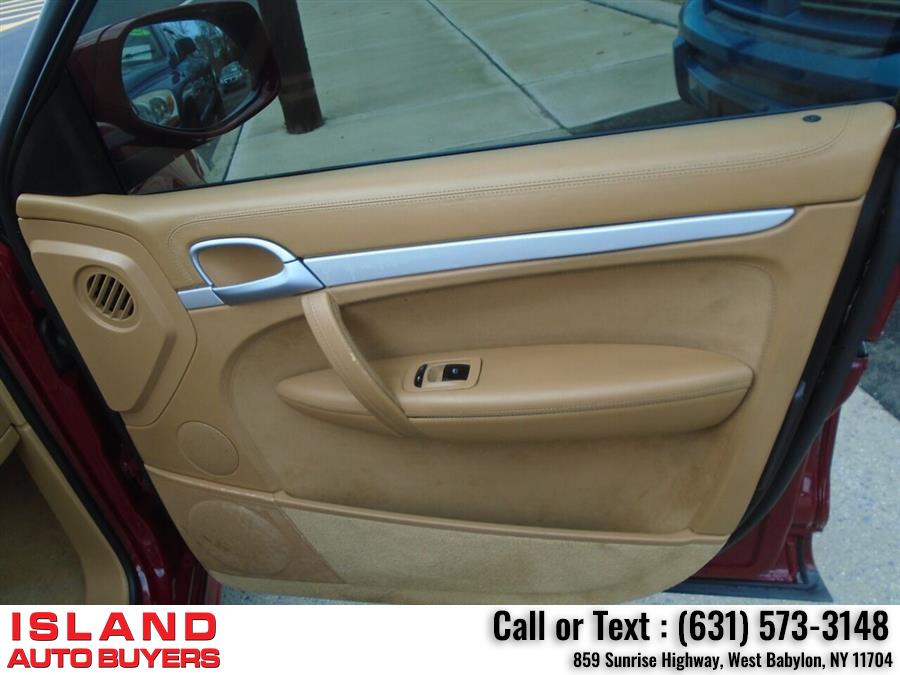 Used Porsche Cayenne GTS AWD 4dr SUV 2008 | Island Auto Buyers. West Babylon, New York Used Porsche Cayenne GTS AWD 4dr SUV 2008 | Island Auto Buyers. West Babylon, New York