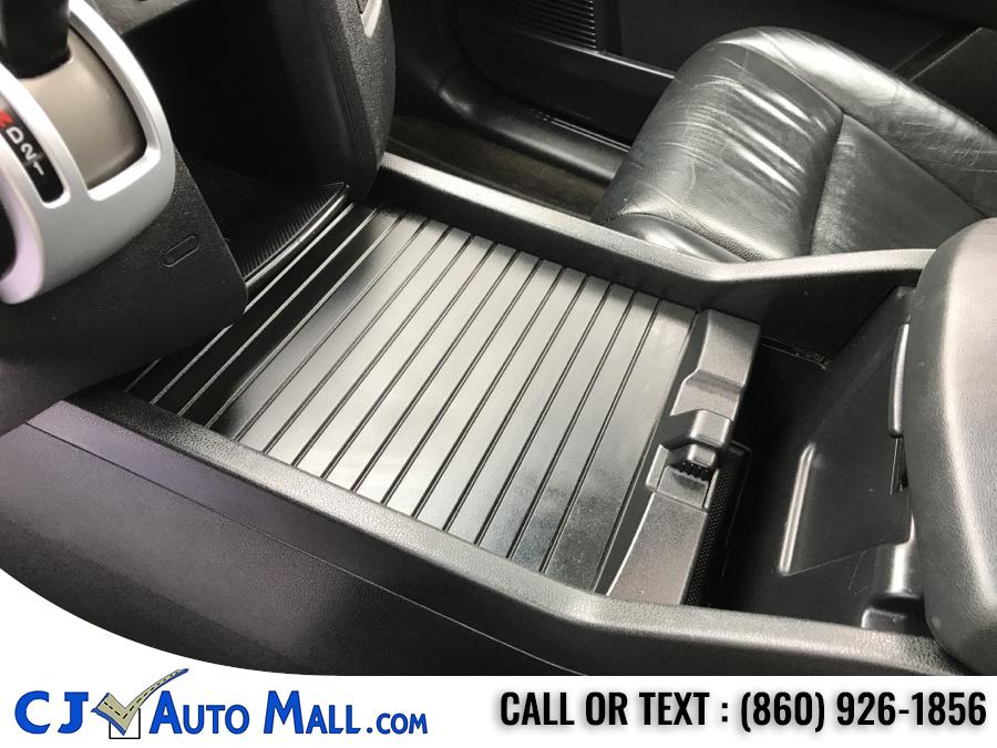 2011 Honda Pilot 4WD 4dr EX-L, available for sale in Bristol, Connecticut | CJ Auto Mall. Bristol, Connecticut 2011 Honda Pilot 4WD 4dr EX-L, available for sale in Bristol, Connecticut | CJ Auto Mall. Bristol, Connecticut