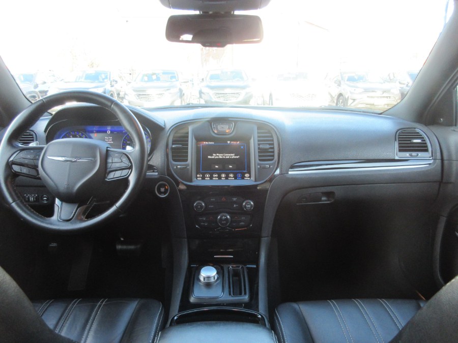 Used Chrysler 300 300S RWD 2019 | Route 27 Auto Mall. Linden, New Jersey Used Chrysler 300 300S RWD 2019 | Route 27 Auto Mall. Linden, New Jersey