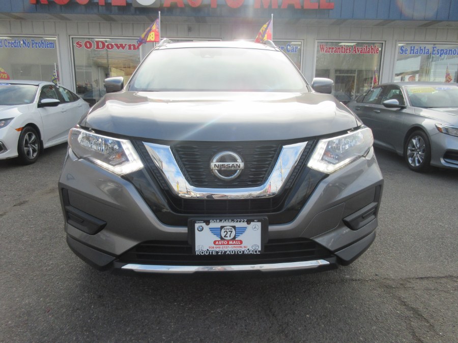 The 2020 Nissan Rogue AWD SV