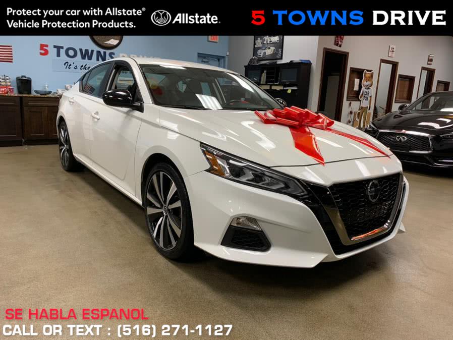 Used Nissan Altima 2.5 SR Sedan 2019 | 5 Towns Drive. Inwood, New York Used Nissan Altima 2.5 SR Sedan 2019 | 5 Towns Drive. Inwood, New York
