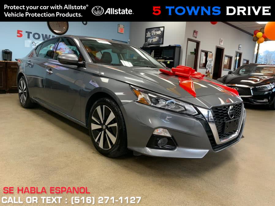 2019 Nissan Altima SL 2.5 SL Sedan, available for sale in Inwood, New York | 5 Towns Drive. Inwood, New York