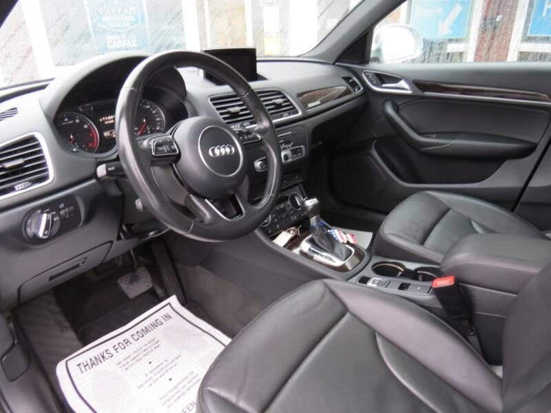 Used Audi Q3 2.0T quattro Premium Plus AWD 4dr SUV 2016 | Lake City Exports Inc. Auburn, Maine Used Audi Q3 2.0T quattro Premium Plus AWD 4dr SUV 2016 | Lake City Exports Inc. Auburn, Maine