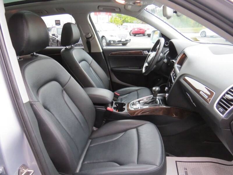 Used Audi Q5 2.0T quattro Premium Plus AWD 4dr SUV 2015 | Lake City Exports Inc. Auburn, Maine Used Audi Q5 2.0T quattro Premium Plus AWD 4dr SUV 2015 | Lake City Exports Inc. Auburn, Maine