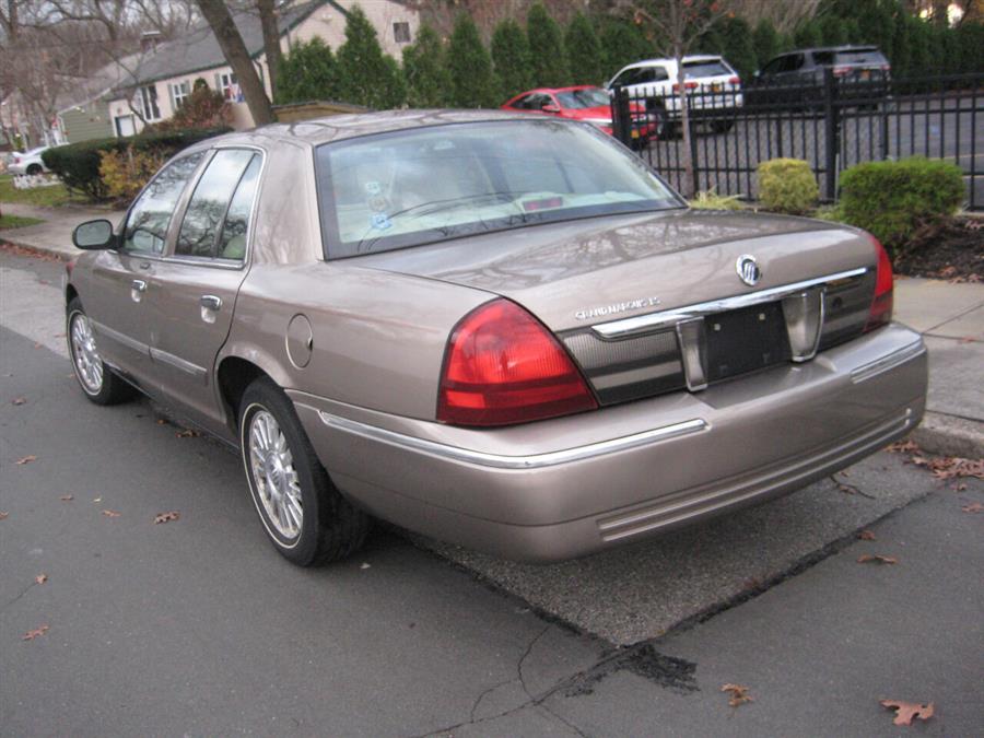 2006 Mercury Grand Marquis LS Premium 4dr Sedan, available for sale in Massapequa, New York | Rite Choice Auto Inc.. Massapequa, New York 2006 Mercury Grand Marquis LS Premium 4dr Sedan, available for sale in Massapequa, New York | Rite Choice Auto Inc.. Massapequa, New York
