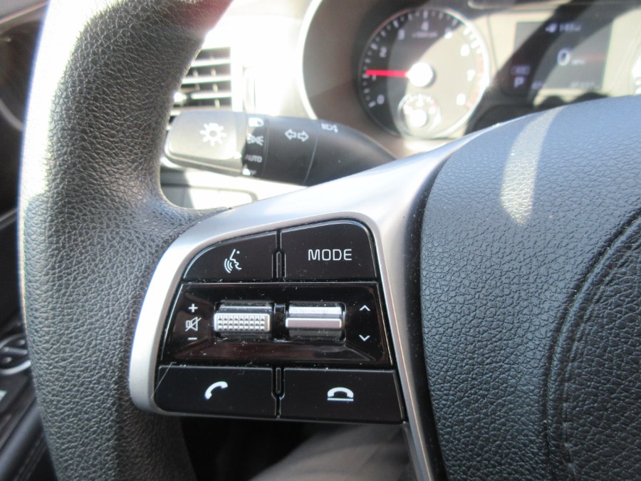 2020 Kia Sorento LX V6 FWD, available for sale in Linden, New Jersey | Route 27 Auto Mall. Linden, New Jersey 2020 Kia Sorento LX V6 FWD, available for sale in Linden, New Jersey | Route 27 Auto Mall. Linden, New Jersey