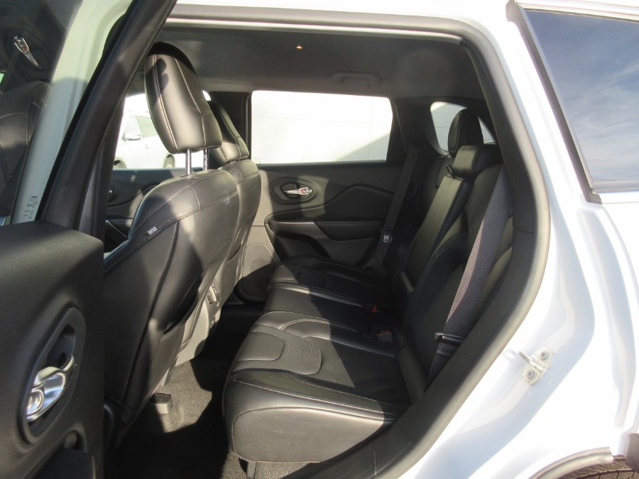 Used Jeep Cherokee Limited FWD 2020 | Route 27 Auto Mall. Linden, New Jersey Used Jeep Cherokee Limited FWD 2020 | Route 27 Auto Mall. Linden, New Jersey