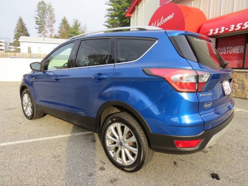 Used Ford Escape Titanium AWD 4dr SUV 2017 | Lake City Exports Inc. Auburn, Maine Used Ford Escape Titanium AWD 4dr SUV 2017 | Lake City Exports Inc. Auburn, Maine