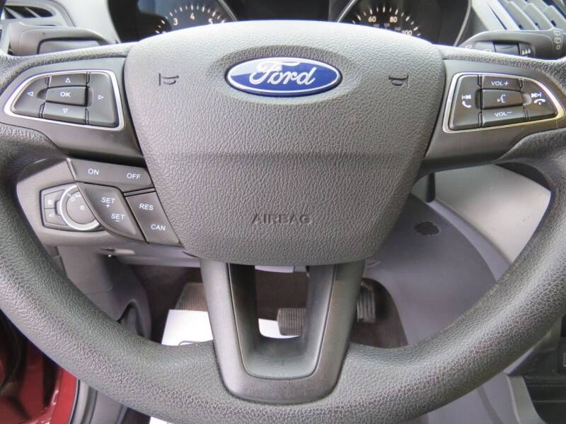 Used Ford Escape SE AWD 4dr SUV 2018 | Lake City Exports Inc. Auburn, Maine Used Ford Escape SE AWD 4dr SUV 2018 | Lake City Exports Inc. Auburn, Maine