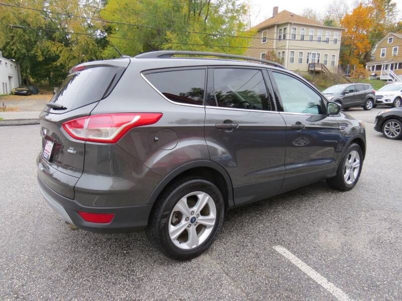 Used Ford Escape SE AWD 4dr SUV 2016 | Lake City Exports Inc. Auburn, Maine Used Ford Escape SE AWD 4dr SUV 2016 | Lake City Exports Inc. Auburn, Maine