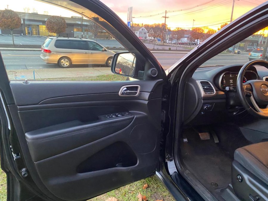 2017 Jeep Grand Cherokee Altitude 4x4 *Ltd Avail*, available for sale in Danbury, Connecticut | Safe Used Auto Sales LLC. Danbury, Connecticut 2017 Jeep Grand Cherokee Altitude 4x4 *Ltd Avail*, available for sale in Danbury, Connecticut | Safe Used Auto Sales LLC. Danbury, Connecticut