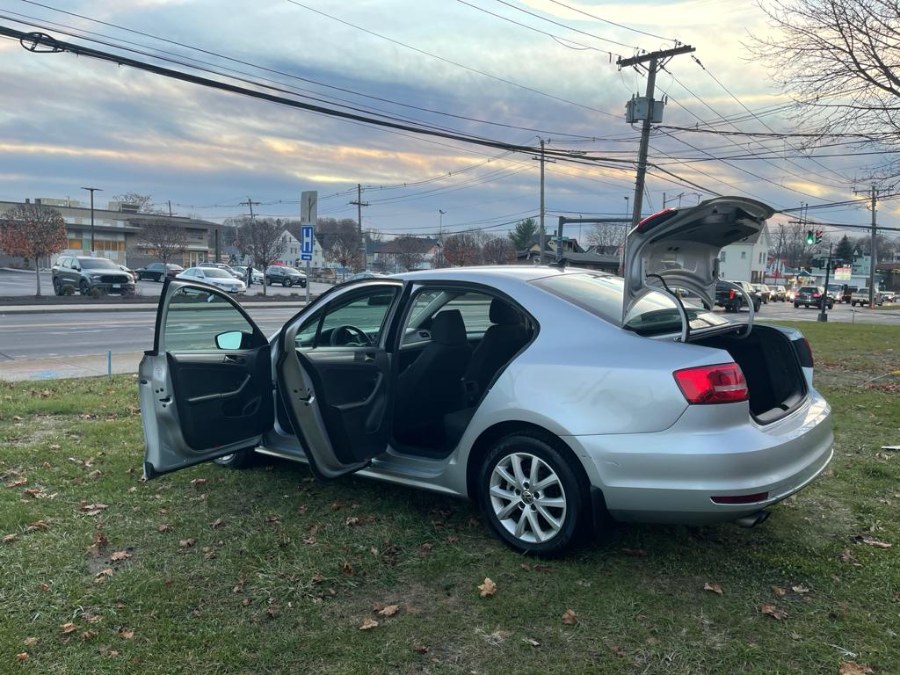 2015 Volkswagen Jetta Sedan 4dr Auto 1.8T SE PZEV, available for sale in Danbury, Connecticut | Safe Used Auto Sales LLC. Danbury, Connecticut 2015 Volkswagen Jetta Sedan 4dr Auto 1.8T SE PZEV, available for sale in Danbury, Connecticut | Safe Used Auto Sales LLC. Danbury, Connecticut