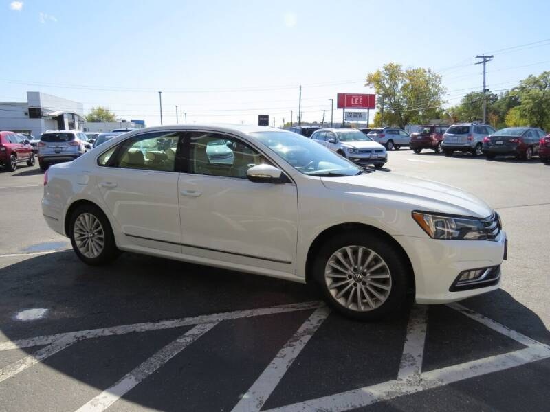 Used Volkswagen Passat 1.8T SE PZEV 4dr Sedan w/Technology 2016 | Lake City Exports Inc. Auburn, Maine Used Volkswagen Passat 1.8T SE PZEV 4dr Sedan w/Technology 2016 | Lake City Exports Inc. Auburn, Maine