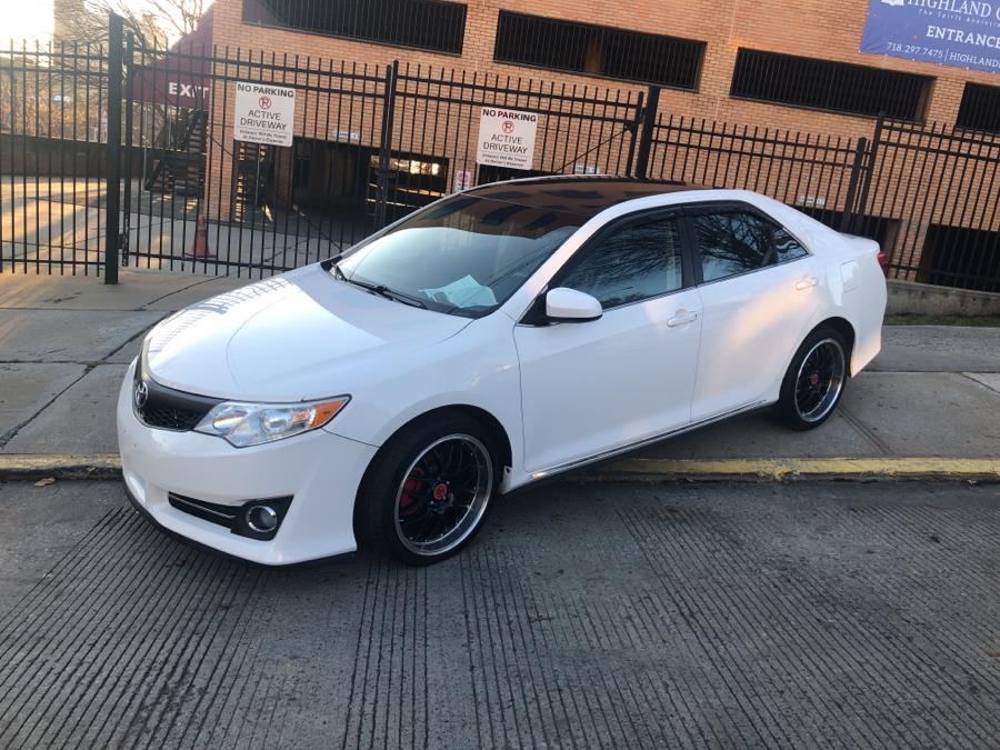 2014 Toyota Camry 2014.5 4dr Sdn I4 Auto XLE, available for sale in Jamaica, New York | Sylhet Motors Inc.. Jamaica, New York 2014 Toyota Camry 2014.5 4dr Sdn I4 Auto XLE, available for sale in Jamaica, New York | Sylhet Motors Inc.. Jamaica, New York