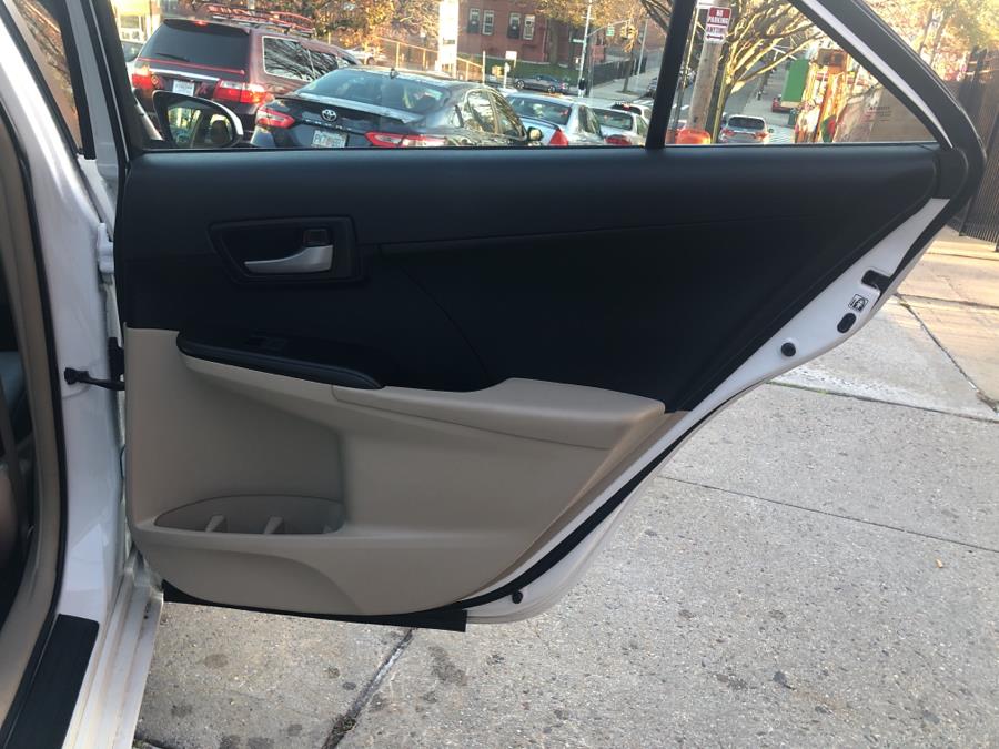 2014 Toyota Camry 2014.5 4dr Sdn I4 Auto XLE, available for sale in Jamaica, New York | Sylhet Motors Inc.. Jamaica, New York 2014 Toyota Camry 2014.5 4dr Sdn I4 Auto XLE, available for sale in Jamaica, New York | Sylhet Motors Inc.. Jamaica, New York